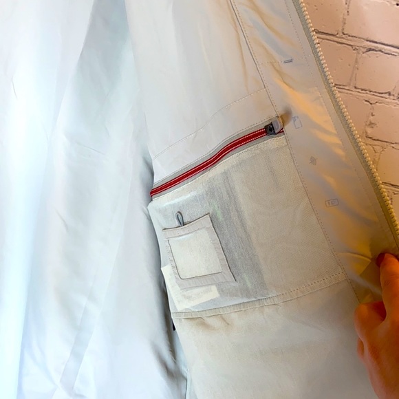 ScotteVest Men’s Tan 3XL Vest - Picture 6 of 12